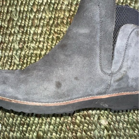 Blondo Perla Waterproof Suede Pull on Gray Boots Rain Snow Size 10 - Picture 8 of 8